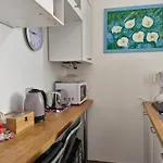 Lovely アパート コモ
