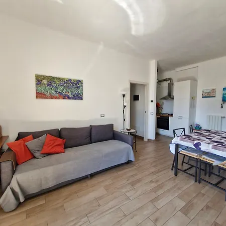 Lovely Διαμέρισμα *