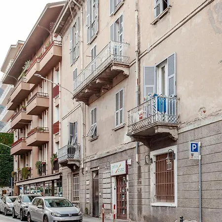 Lovely Apartament Como